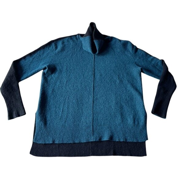 Athleta Woman’s Sz M Transit Colorblock Turtleneck Blue Black Merino Wool Blend - Picture 10 of 10